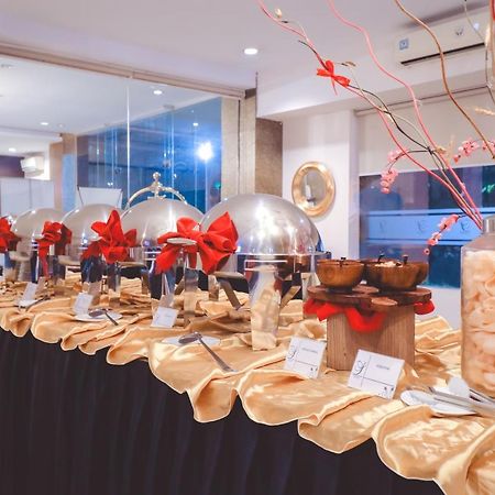 Saka Hotel Medan Sunggal Luaran gambar