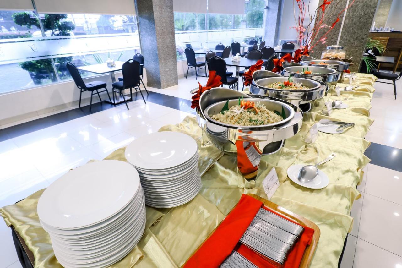 Saka Hotel Medan Sunggal Luaran gambar