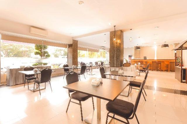 Saka Hotel Medan Sunggal Luaran gambar