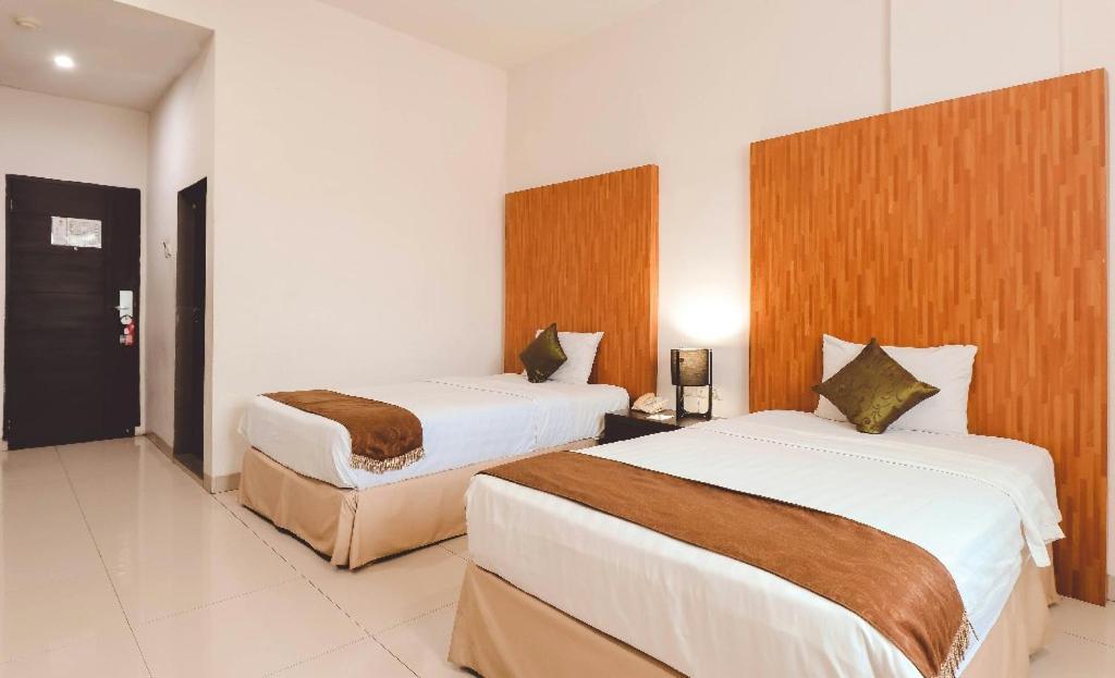 Saka Hotel Medan Sunggal Luaran gambar