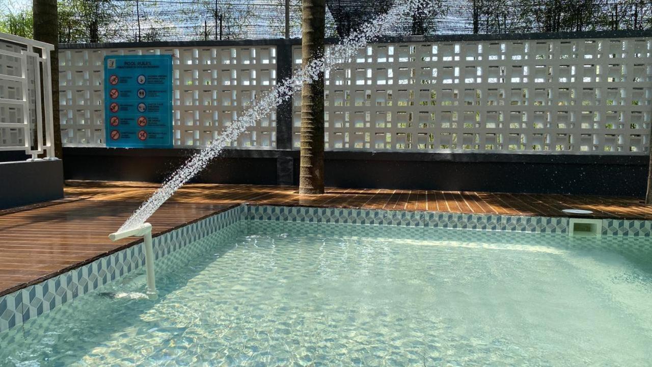 Saka Hotel Medan Sunggal Luaran gambar